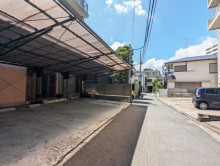 植田ビル前面の通り