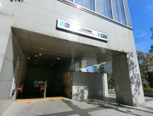 最寄りの「白金高輪駅」