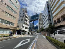 芝一丁目ビル前面の通