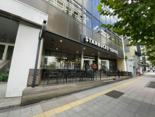 徒歩1分のスターバッ