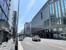 ヤサカ四条烏丸ビル前