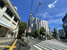 グーゴルプレックス・ミレニアムビル前面の通り