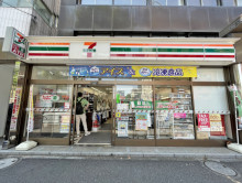 徒歩1分のセブンイレ