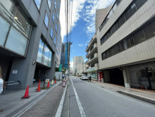 IMI未来ビル前面の通り