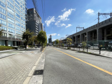 上村ニッセイビル前面