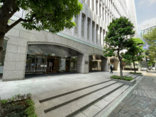 近くの東京宝塚劇場