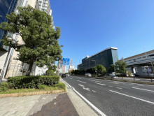 共栄ビルディング前面