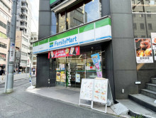 至近のファミリーマー