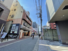 北田ビル前面通り