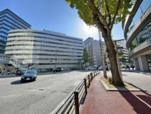 住友生命博多ビル前面