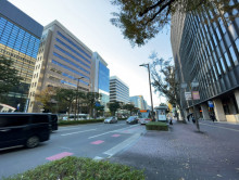 明治安田渡辺ビル前面