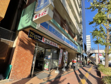 徒歩2分のローソン天