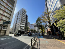 大禅ビル前面の通り