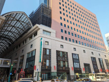 徒歩1分の大丸福岡天