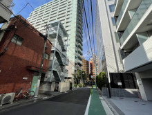 HF青葉台ビル前面の