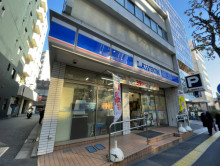 近くのローソン 新宿