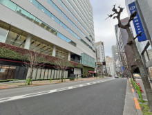 KHビル前面通り