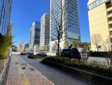 エー･ゼットキュウブ