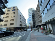 桜井ビル前面の通り