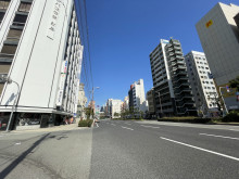 ナンバプラザビル前面