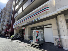 徒歩2分のセブンイレ