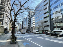 第32荒井ビル前面の