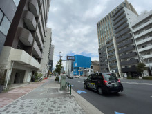 富吉ビル前面の通り