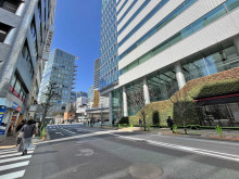 銀座プルミエビル前面