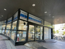 敷地内のローソン テ