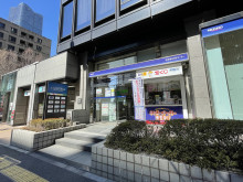 徒歩1分のみずほ銀行