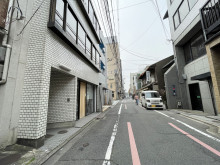 田中ビル前面の通り