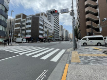 湯島ビルヂング前面の