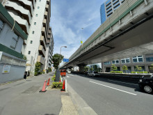 サンビルディング前面