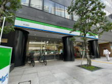 付近のファミリーマート 芝公園店