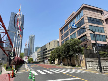 32芝公園ビル前面の