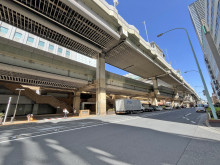 池袋今泉ビル前面通り