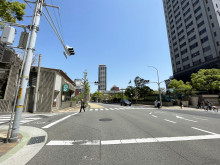 兵庫県庁前ビル前面の