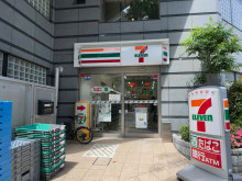 徒歩2分のセブンイレ