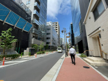 第2直平ビル前面の通