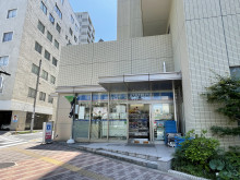 徒歩2分のローソン 