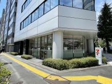 並びのセブンイレブン