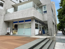 徒歩3分のローソン 芝三丁目店