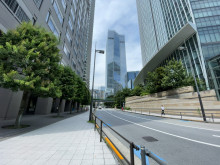 愛宕東洋ビル前面の通