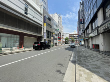 神谷ビル前面の通り