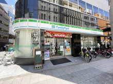 至近のファミリーマー