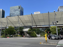 徒歩圏内の「東京駅」