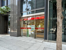 近くの鉄鋼ビル郵便局