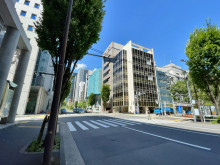 竹橋スクエア前面の通