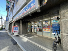 並びのローソン 池袋