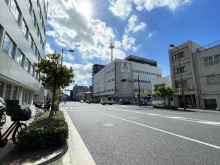 九条ビル前面の通り